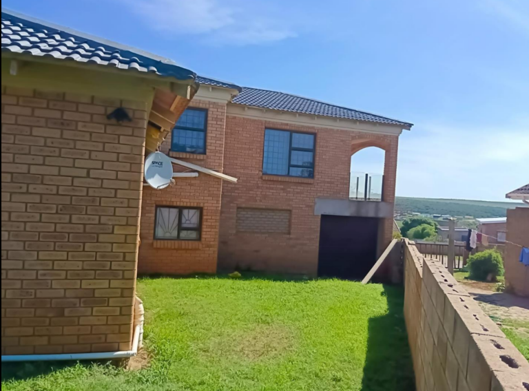 4 Bedroom home – Mossel Bay Ex 26